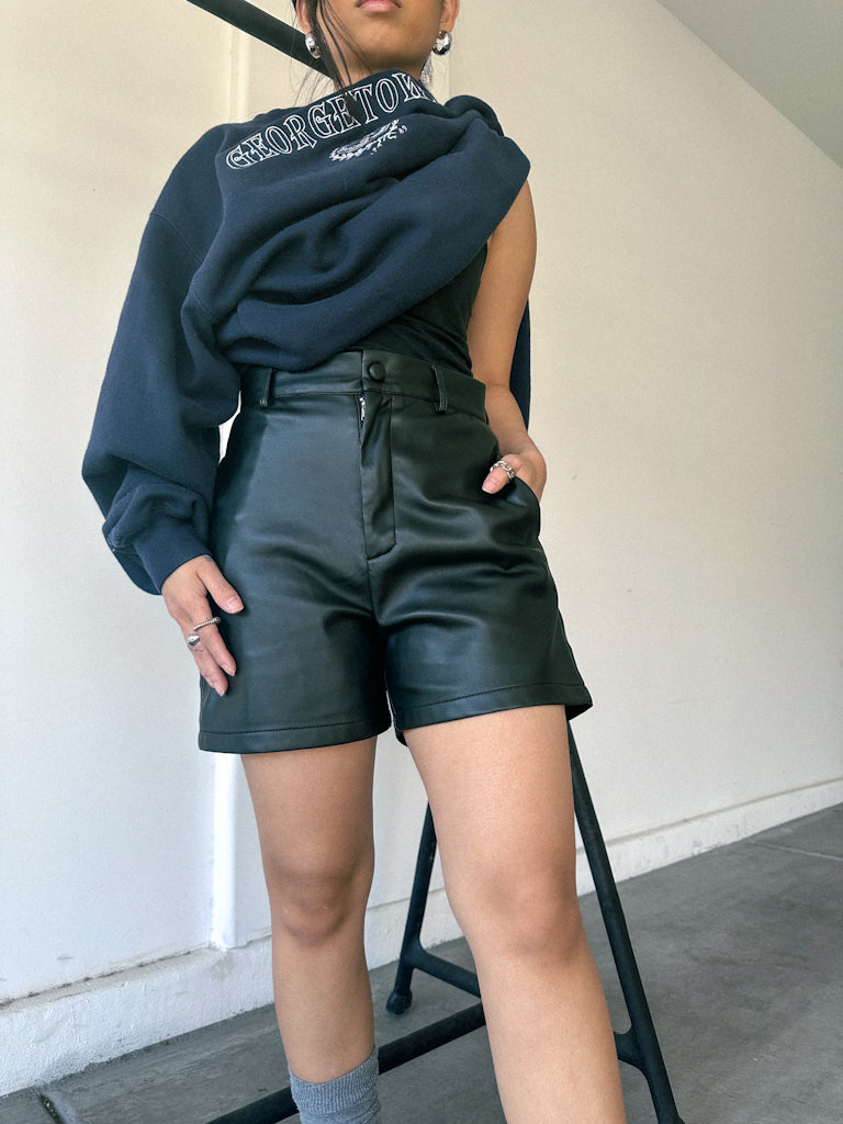 SOFT LEATHER SHORTS